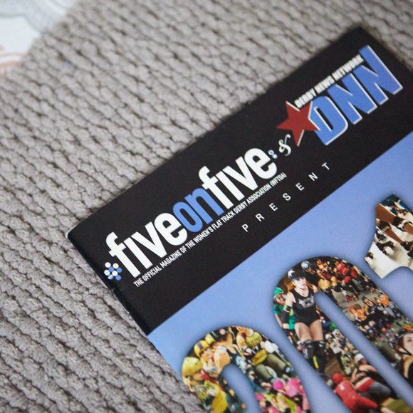 Roller Derby Pack | 2010 DNN Photo Annual Magazine + Derby Skins Headban… - Picture 2 of 5